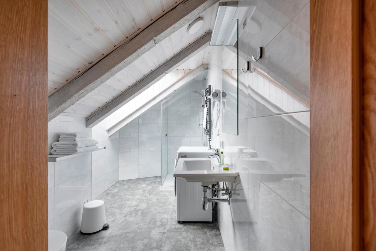 Small Attic Rooms In Kaunas Old Town Exterior foto